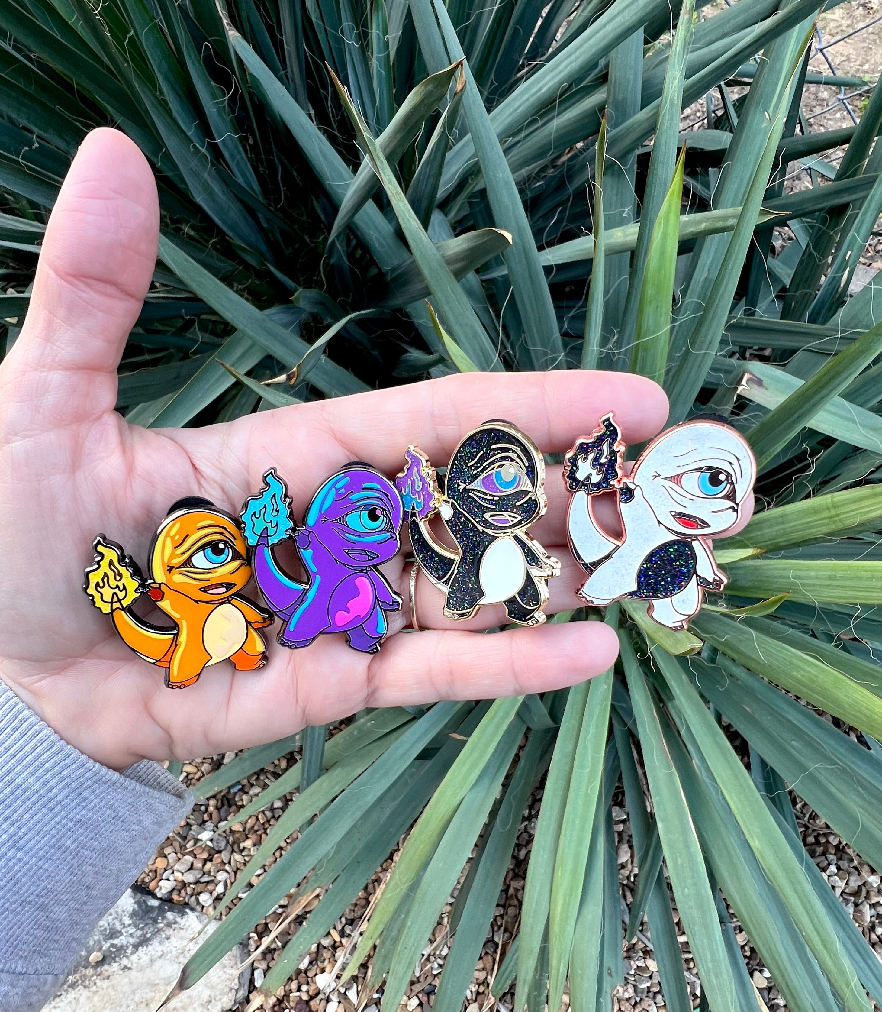 "Charm-EYE-nder” -  Pin Blind Bag