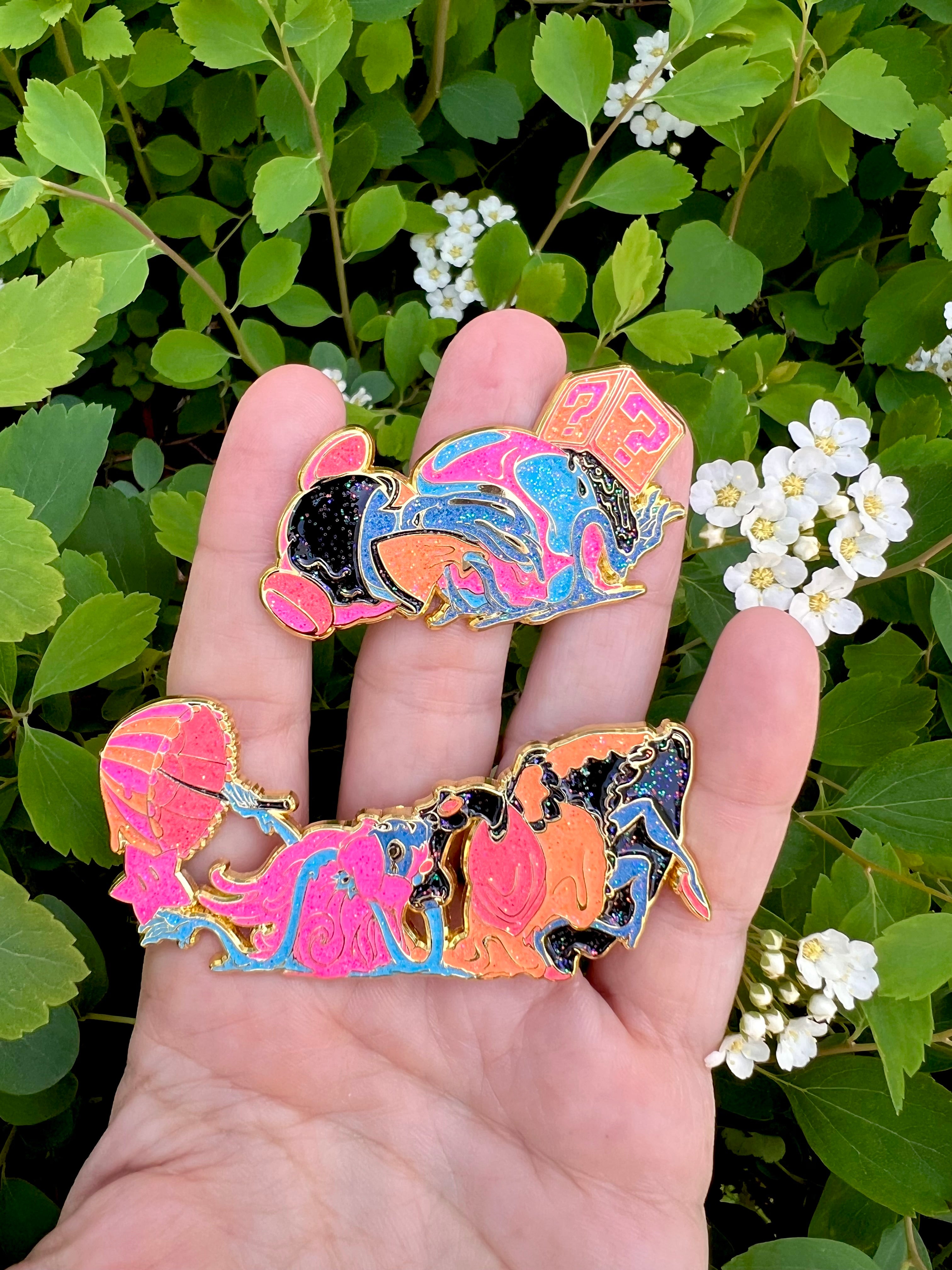 "A Damsel In Distress" and "The Tour Guide”  2 Pins - Interstellar Lean