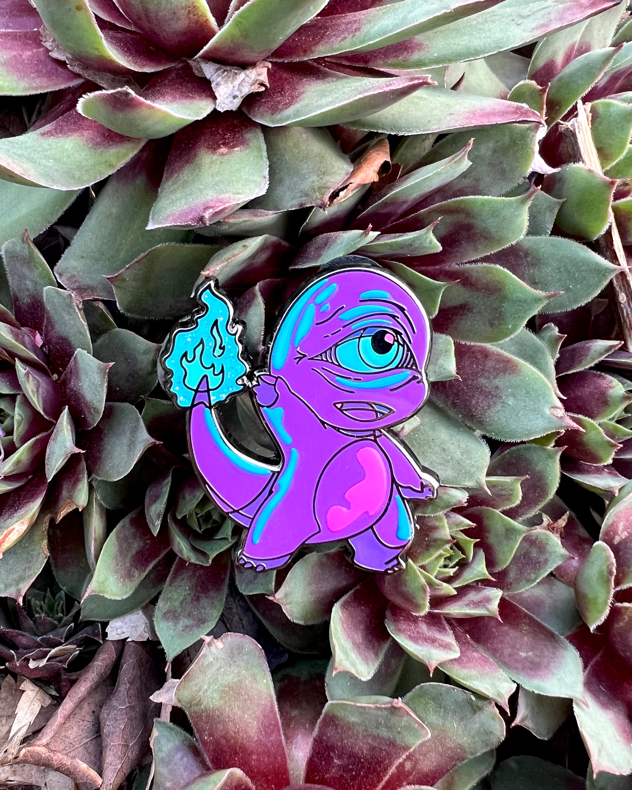 "Charm-EYE-nder” -  Pin Blind Bag